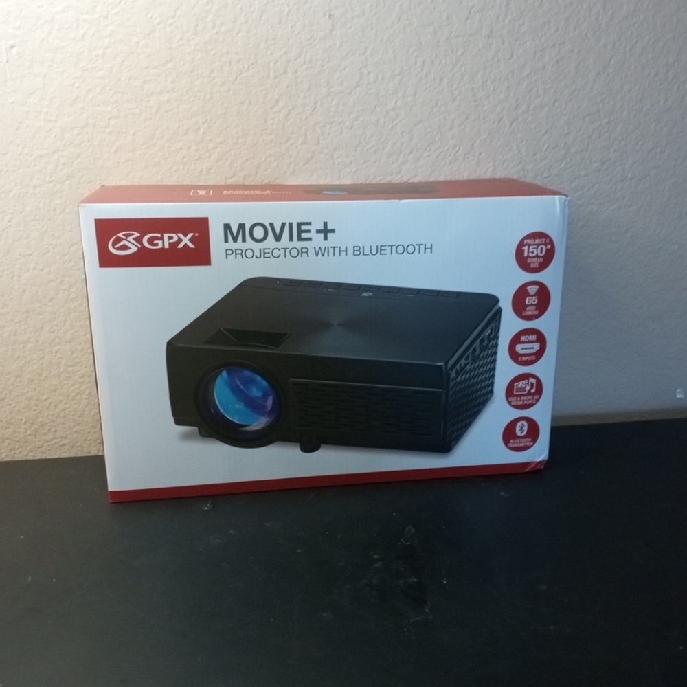 BRAND NIB GPX Projector w/ Bluetooth Model PJ300B 